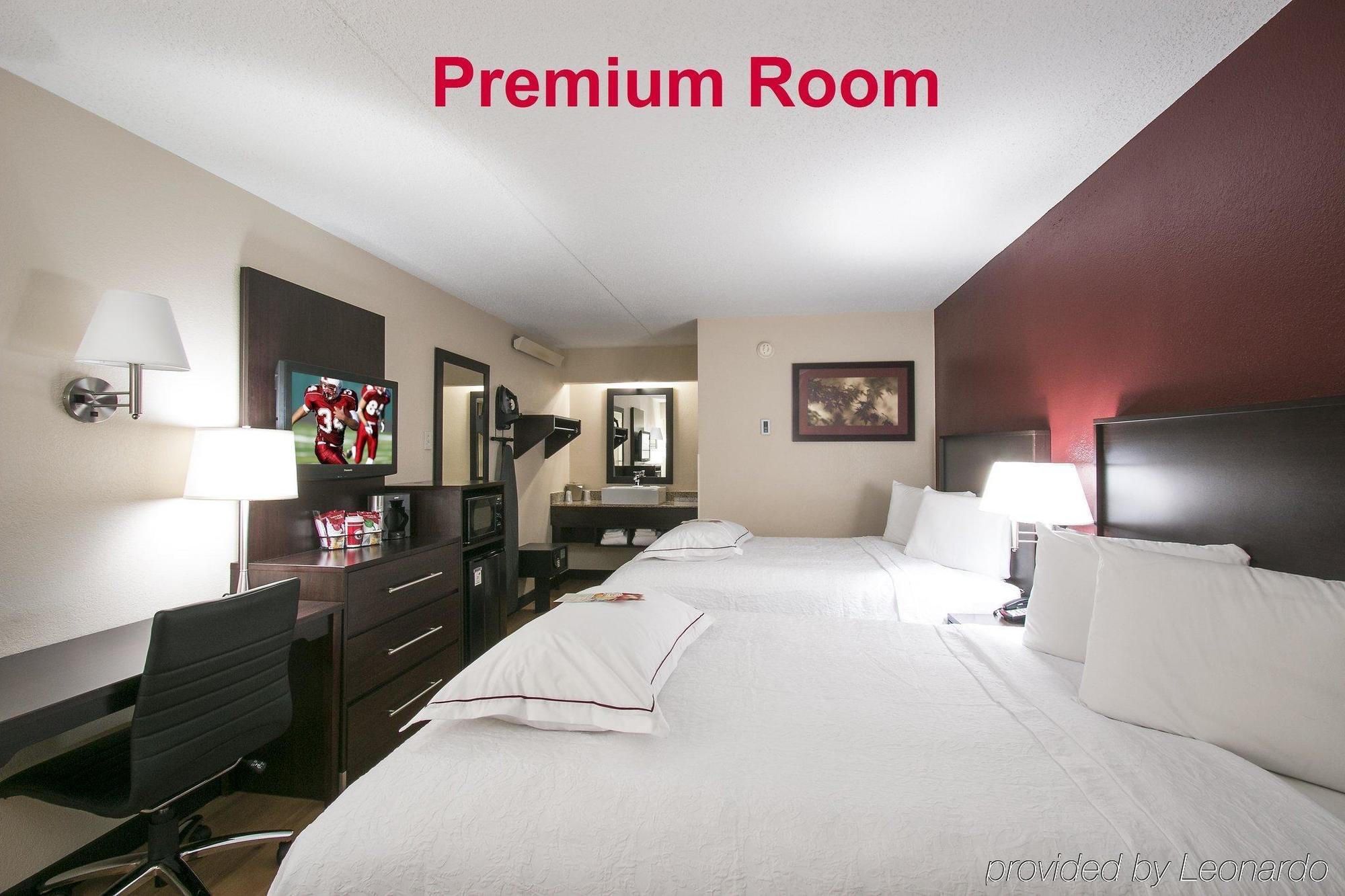 Red Roof Inn Plus+ Atlanta - Buckhead Druid Hills Bagian luar foto